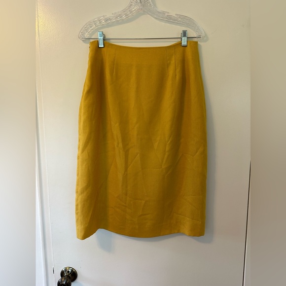 MM Lafleur Yellow Textured Skirt - Picture 2 of 6